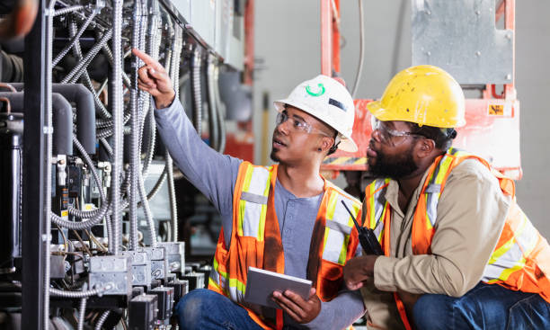 Best Electrical Contractors for Businesses  in Mount Carmel, OH